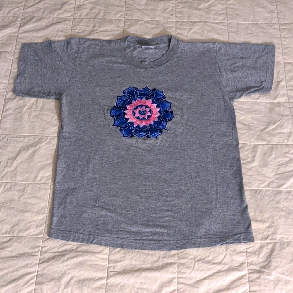 Middle Eastern tee - Picture 3 of 4